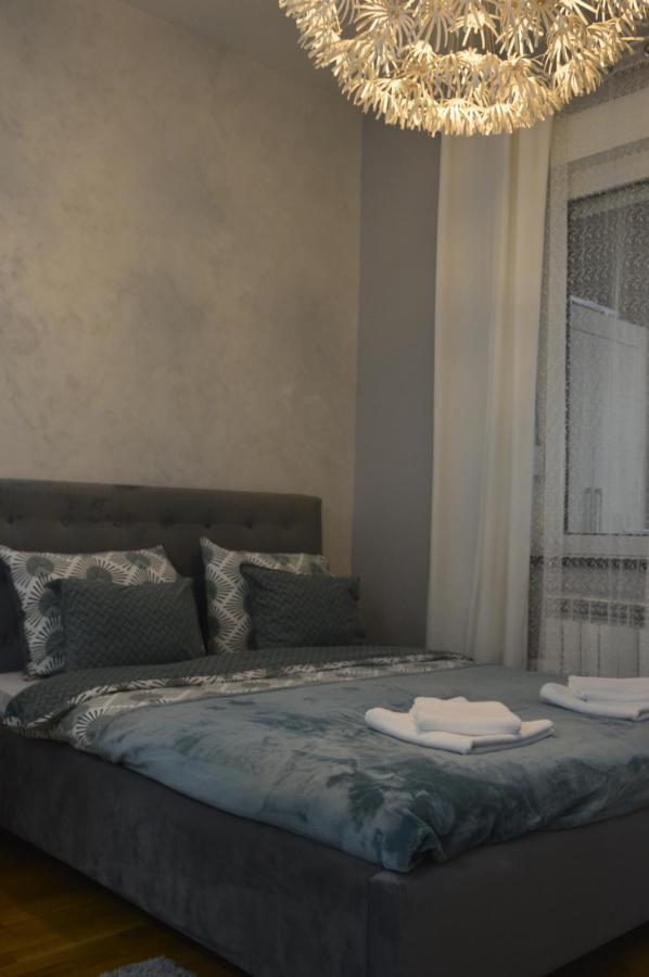 Teodora Lux Apartman Free Privat Parking Novi Sad Exterior foto