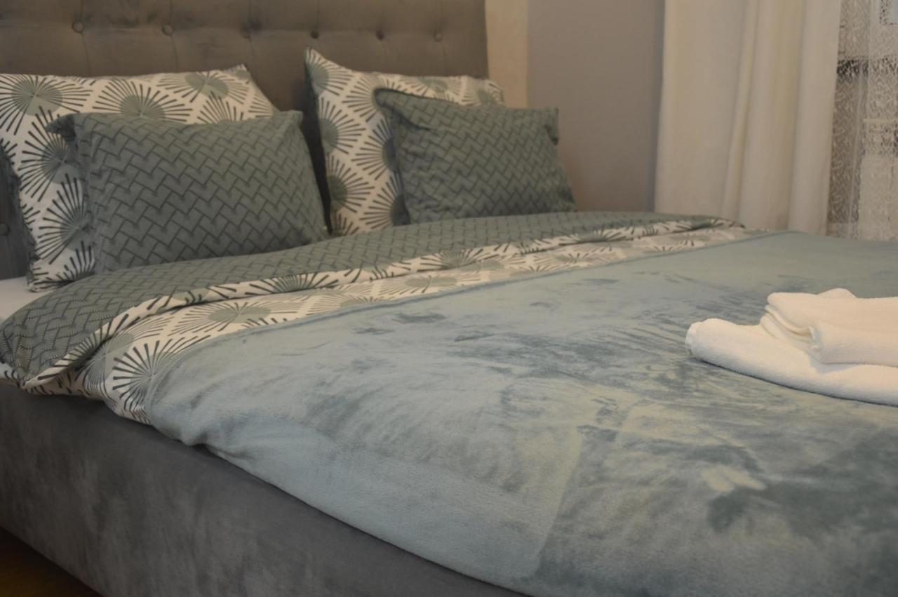 Teodora Lux Apartman Free Privat Parking Novi Sad Exterior foto