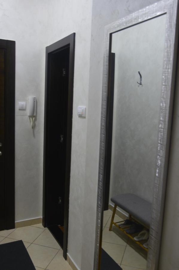 Teodora Lux Apartman Free Privat Parking Novi Sad Exterior foto