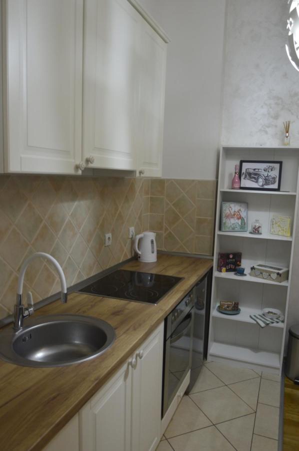 Teodora Lux Apartman Free Privat Parking Novi Sad Exterior foto