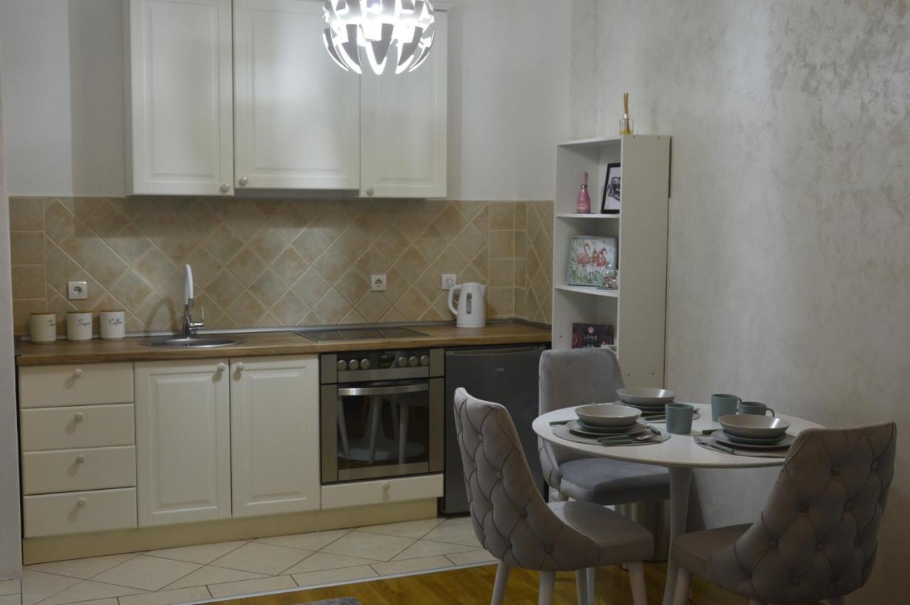 Teodora Lux Apartman Free Privat Parking Novi Sad Exterior foto