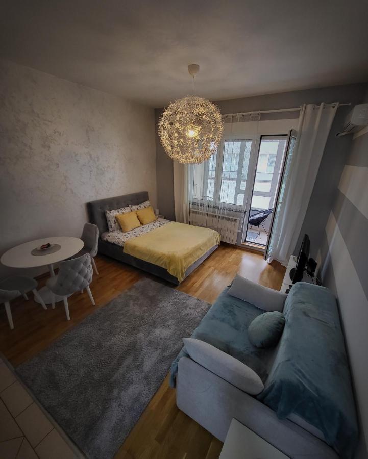 Teodora Lux Apartman Free Privat Parking Novi Sad Exterior foto